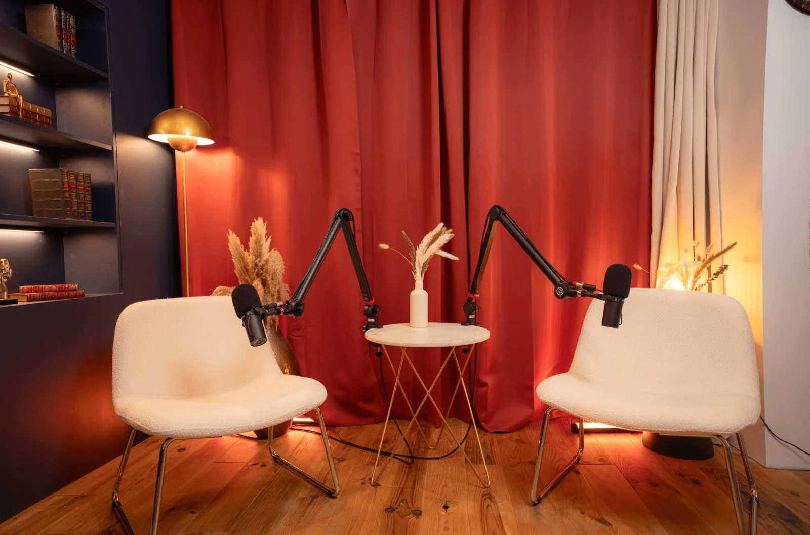 Décor Mars du studio podcast KOSMOS à Bordeaux
