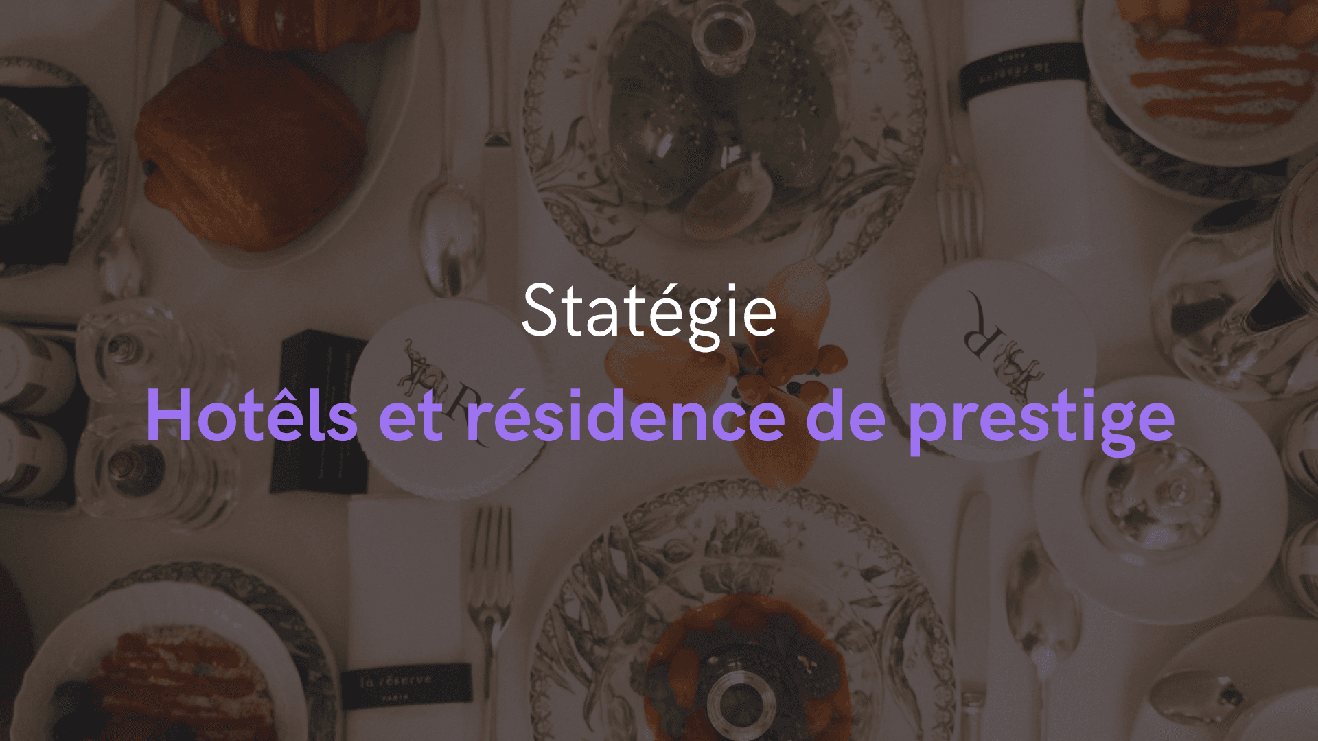 Stratégie réseaux sociaux pour hôtels et résidences de prestige : le guide Instagram (2026)